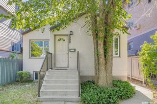 Photo 1: 1009 Lansdowne Avenue in Saskatoon: Nutana Residential for sale : MLS®# SK898317
