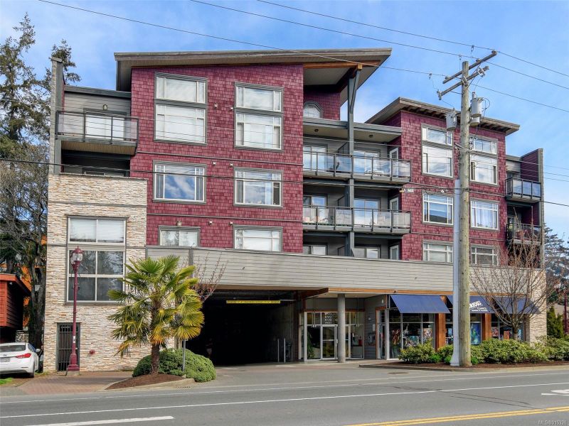FEATURED LISTING: 304 - 844 Goldstream Ave Langford