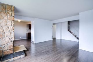 Photo 7: 1 16 Blackthorn Bay NE in Calgary: Thorncliffe Row/Townhouse for sale : MLS®# A1211031