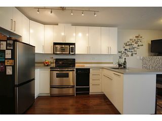 Photo 8: 710 939 HOMER Street in Vancouver: Yaletown Condo for sale in "THE PINNACLE" (Vancouver West)  : MLS®# V1005733