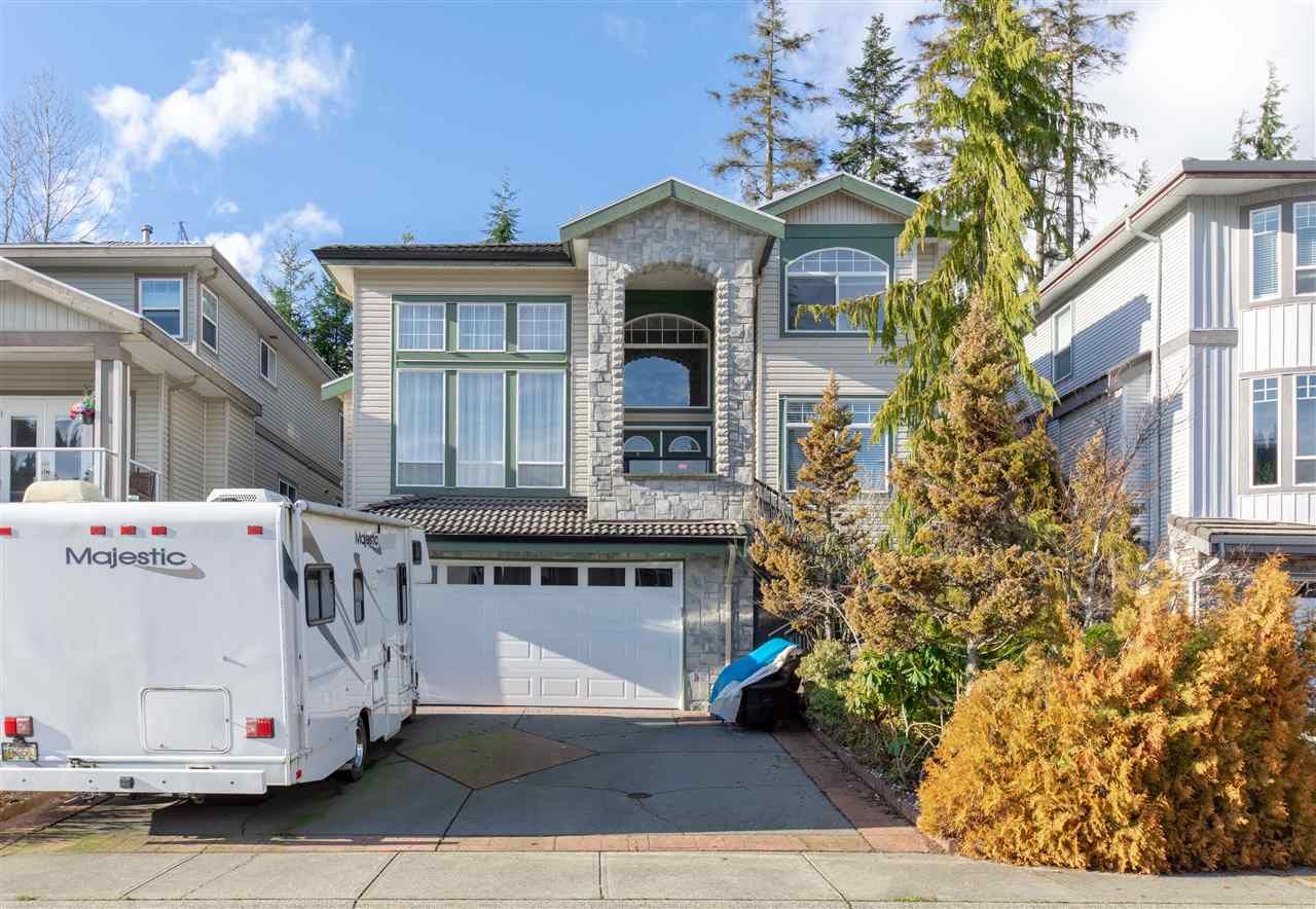 Main Photo: 2032 BERKSHIRE Crescent in Coquitlam: Westwood Plateau House for sale : MLS®# R2438194