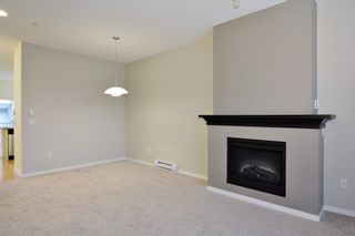 Photo 3: 6 8089 209 Street in Langley: Willoughby Heights Townhouse for sale in "Arborel Park" : MLS®# R2121733