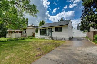 Photo 1: 119 34A Street NW in Calgary: Parkdale Detached for sale : MLS®# A2052692