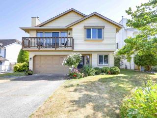 Main Photo: 8960 213 Street in Langley: Walnut Grove House for sale : MLS®# R2201499
