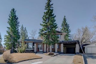 Photo 1: 139 Cantrell Place SW in Calgary: Canyon Meadows Detached for sale : MLS®# A1096230