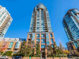 Photo 1: 1506 1088 QUEBEC STREET in Vancouver: Mount Pleasant VE Condo for sale (Vancouver East)  : MLS®# R2010726