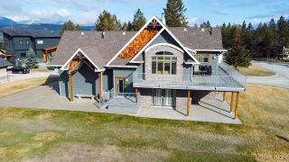 Photo 1: 13 - 640 UPPER LAKEVIEW ROAD in Invermere: House for sale : MLS®# 2476705
