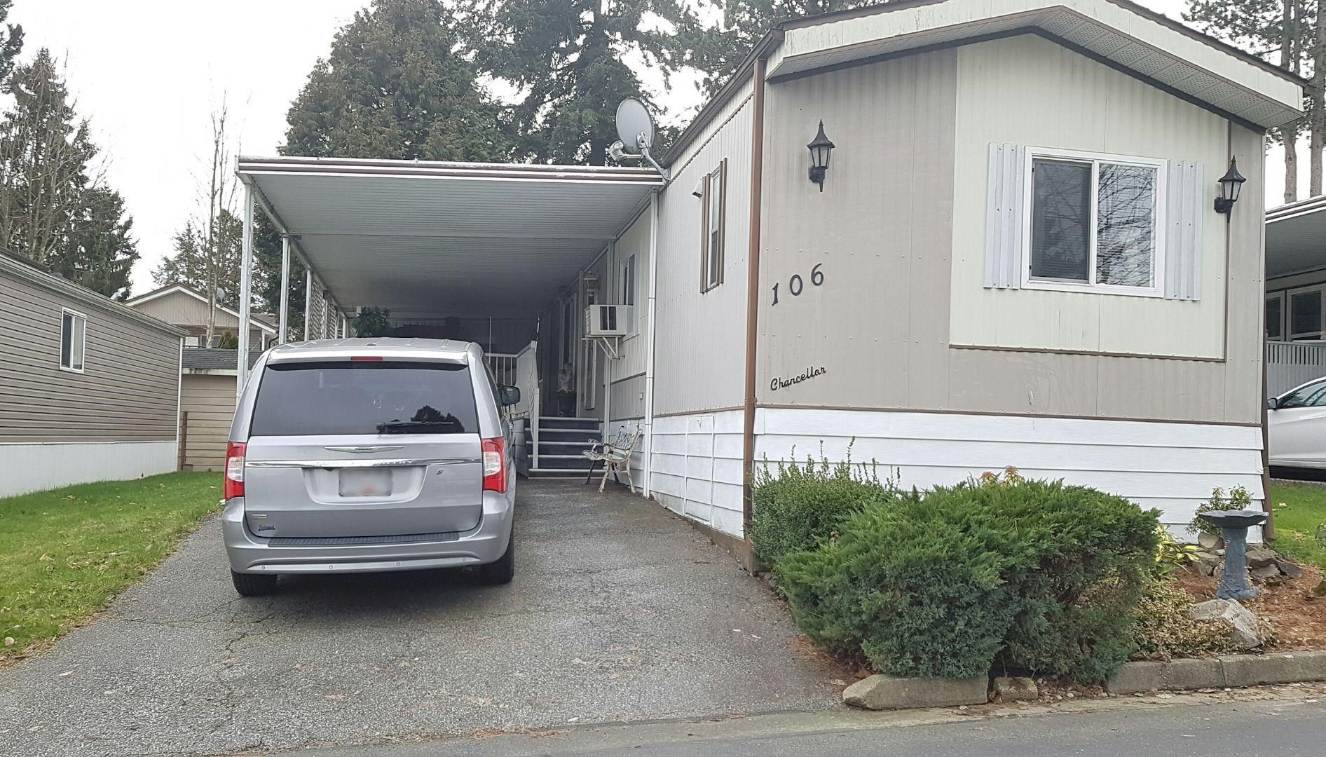 Main Photo: 106 8224 134 Street in Surrey: Queen Mary Park Surrey Manufactured Home for sale in "Westwood Estates" : MLS®# R2755338