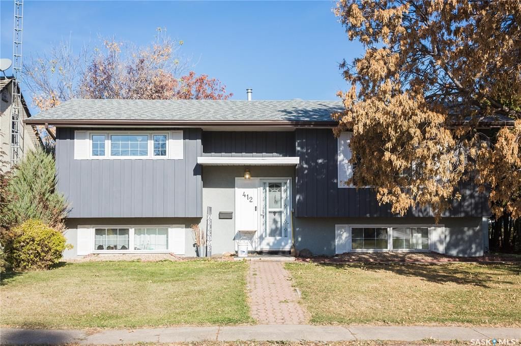 Main Photo: 412 1ST Avenue East in Shellbrook: Residential for sale : MLS®# SK911455