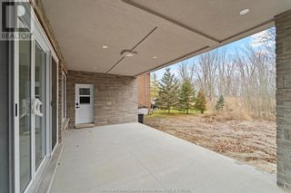 Photo 44: 150 LAKEWOOD DRIVE in Amherstburg: House for sale : MLS®# 24000508