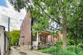 Photo 1: 160 Howland Avenue in Toronto: Annex House (3-Storey) for sale (Toronto C02)  : MLS®# C5672805