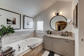 Photo 18: 153 Cougarstone Common SW in Calgary: Cougar Ridge Detached for sale : MLS®# A2042738