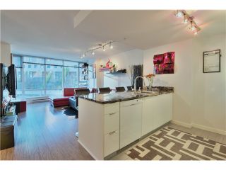 Photo 4: 905 788 HAMILTON Street in Vancouver: Downtown VW Condo for sale (Vancouver West)  : MLS®# V1043818