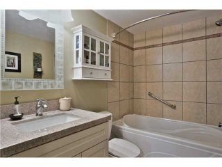 Photo 10: 303 5626 LARCH Street in Vancouver: Kerrisdale Condo for sale in "WILSON HOUSE" (Vancouver West)  : MLS®# V1068775