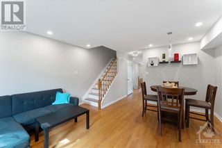 Photo 4: 17 SCOUT STREET in Ottawa: House for sale : MLS®# 1399598