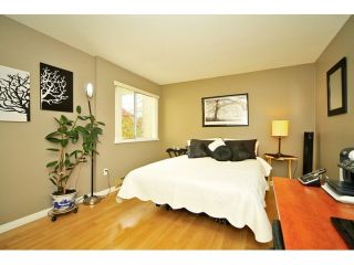 Photo 4: 108 5565 BARKER Avenue in Burnaby: Central Park BS Condo for sale in "BARKER PLACE" (Burnaby South)  : MLS®# V953563
