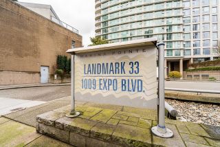 Photo 3: 3505 1009 EXPO Boulevard in Vancouver: Yaletown Condo for sale in "Landmark 33" (Vancouver West)  : MLS®# R2761899