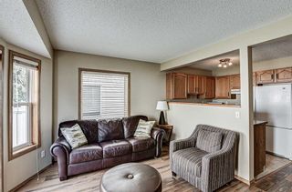 Photo 10: 450 Millrise Drive SW in Calgary: Millrise Row/Townhouse for sale : MLS®# A2000101
