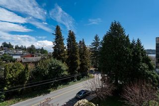 Photo 32: 406 555 13TH Street in West Vancouver: Ambleside Condo for sale in "Parkview Tower" : MLS®# R2872073