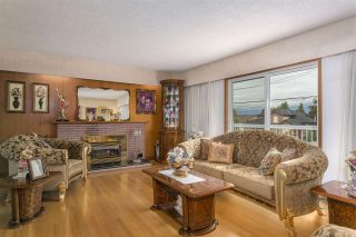 Photo 2: 5490 HARDWICK Street in Burnaby: Central BN House for sale (Burnaby North)  : MLS®# R2120515