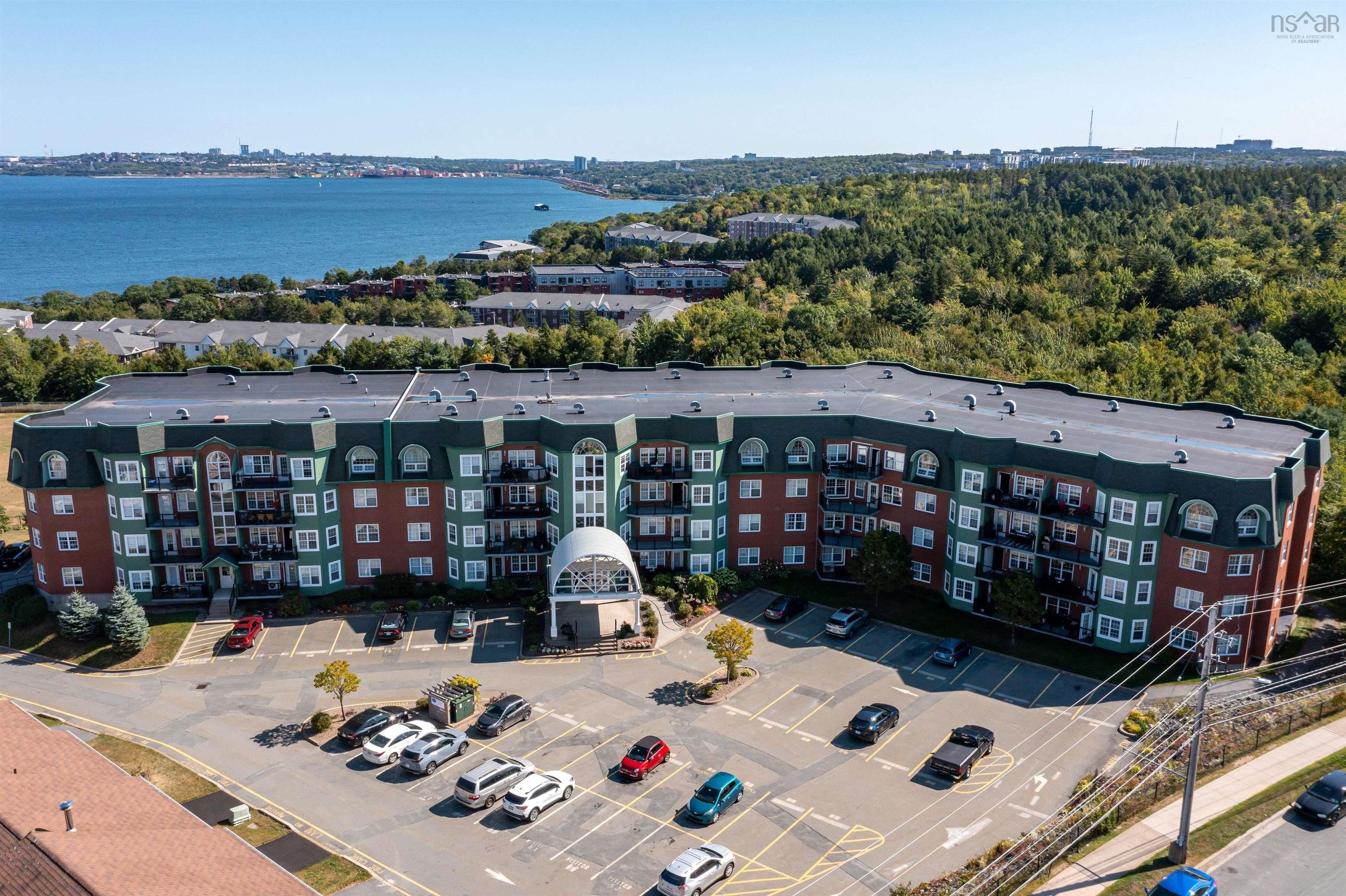Main Photo: 411 116 Larry Uteck Boulevard in Halifax: 5-Fairmount, Clayton Park, Rocki Residential for sale (Halifax-Dartmouth)  : MLS®# 202226002