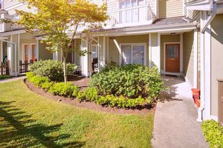 Photo 16: 57 7388 MACPHERSON Avenue in Burnaby: Metrotown Townhouse for sale in "ACADIA GARDENS" (Burnaby South)  : MLS®# R2399459