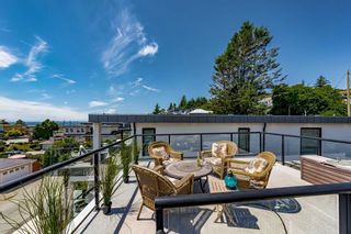 Photo 30: 15580 COLUMBIA Avenue: White Rock House for sale in "White Rock" (South Surrey White Rock)  : MLS®# R2599459