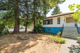 Photo 3: 3296 TURNER Street in Vancouver: Renfrew VE House for sale (Vancouver East)  : MLS®# R2621858