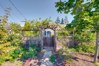 Photo 1: 332 Davida Ave in Saanich: SW Gorge House for sale (Saanich West)  : MLS®# 915139