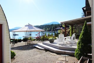 Photo 4: 6792 Squilax Anglemont Hwy: Magna Bay House for sale (North Shuswap)  : MLS®# 10087041