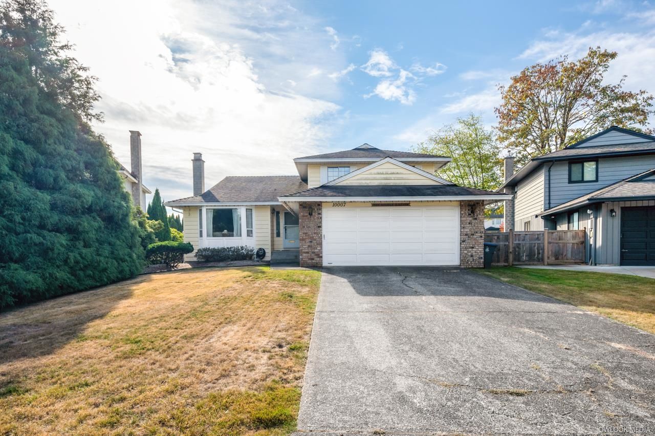Main Photo: 10007 158A Street in Surrey: Guildford House for sale in "SOMERSET PLACE" (North Surrey)  : MLS®# R2730247