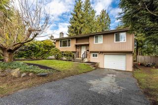 Photo 2: 20327 44 Avenue in Langley: Langley City House for sale : MLS®# R2671015