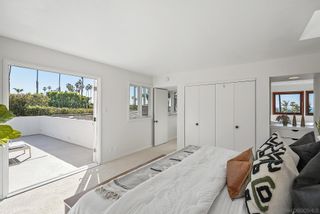 Photo 25: LA JOLLA House for sale : 5 bedrooms : 6423 Avenida Cresta