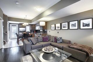 Photo 3: 768 73 Street SW in Calgary: West Springs Row/Townhouse for sale : MLS®# A1044053