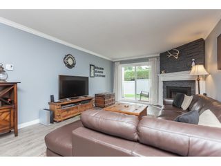 Photo 5: 136 5641 201 Street in Langley: Langley City Townhouse for sale in "The Huntington" : MLS®# R2409027
