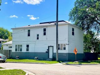 Photo 1: 714 Walker Avenue in Winnipeg: Lord Roberts Residential for sale (1Aw)  : MLS®# 202321407