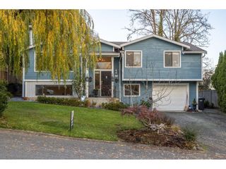 Photo 1: 3649 HURST Crescent in Abbotsford: Abbotsford East House for sale in "BATEMAN" : MLS®# R2633117