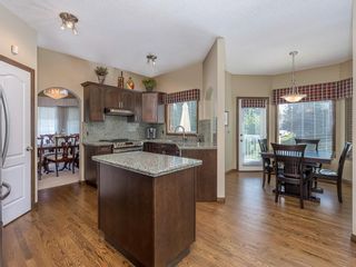 Photo 4: 160 Hamptons Square NW in Calgary: Hamptons Detached for sale : MLS®# A1142124