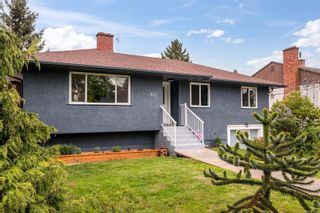 Photo 1: 317 Uganda Ave in Esquimalt: Es Kinsmen Park House for sale : MLS®# 930986