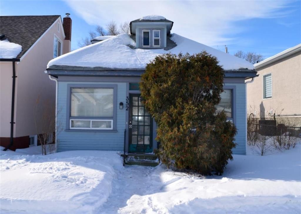 Main Photo: 352 Washington Avenue in Winnipeg: Elmwood Residential for sale (3A)  : MLS®# 202304260