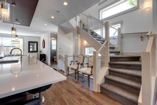 Photo 11: 2006 12 Street NW in Calgary: Capitol Hill Semi Detached for sale : MLS®# A1228774