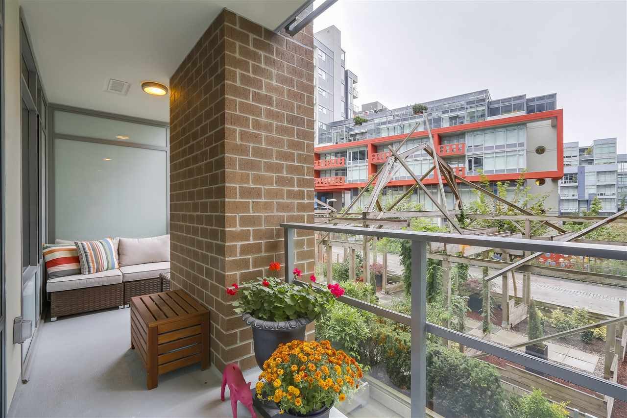 Photo 14: Photos: 214 110 SWITCHMEN STREET in Vancouver: Mount Pleasant VE Condo for sale (Vancouver East)  : MLS®# R2215226