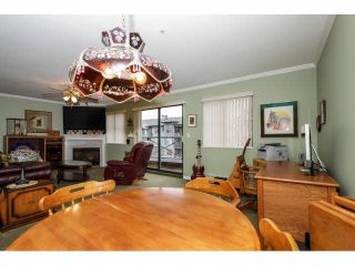 Photo 8: 406 2357 WHYTE Avenue in Port Coquitlam: Central Pt Coquitlam Condo for sale in "RIVERSIDE PLACE" : MLS®# V1100812