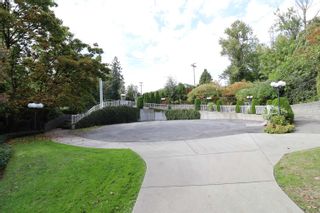 Photo 3: 412 1955 WOODWAY Place in Burnaby: Brentwood Park Condo for sale in "DOUGLAS VIEW" (Burnaby North)  : MLS®# R2620157