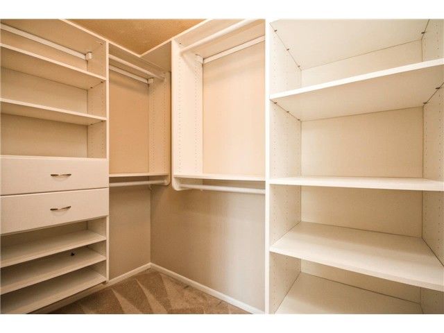 Photo 11: Photos: 403 3670 BANFF Court in North Vancouver: Northlands Condo for sale in "PARKGATE MANOR" : MLS®# V1065587