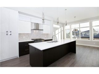Photo 4: 2206 26 Street SW in CALGARY: Killarney_Glengarry Residential Attached for sale (Calgary)  : MLS®# C3597938
