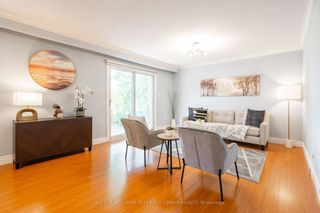 Photo 12: 9 Laureleaf Road S in Toronto: Bayview Woods-Steeles House (Backsplit 4) for sale (Toronto C15)  : MLS®# C7061668