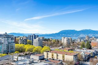 Photo 4: 102 1445 MARPOLE Avenue in Vancouver: Fairview VW Condo for sale in "Hycroft Tower" (Vancouver West)  : MLS®# R2694192