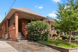 Photo 1: 25 Chamberlain Avenue E in Toronto: Briar Hill-Belgravia House (Bungalow) for lease (Toronto W04)  : MLS®# W5747671