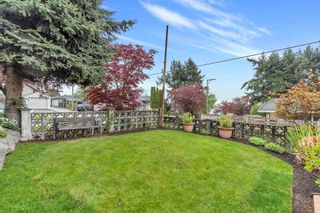 Photo 5: 8025 BORDEN Street in Vancouver: Fraserview VE House for sale (Vancouver East)  : MLS®# R2646602